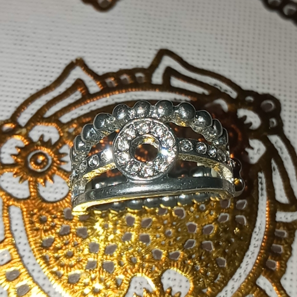 Ring - Picture 2 of 2